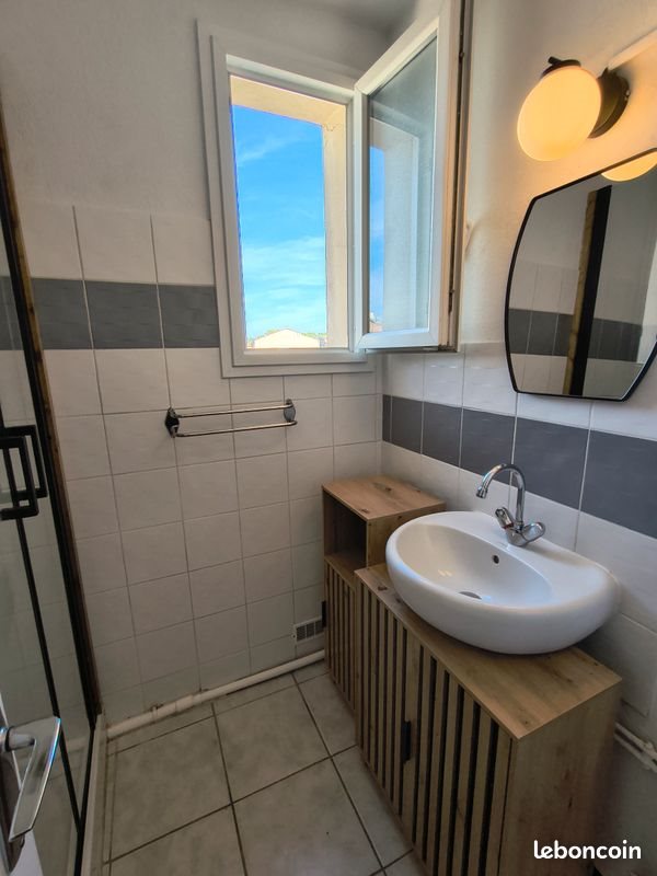 Appartement à louer, 67m², Alès
