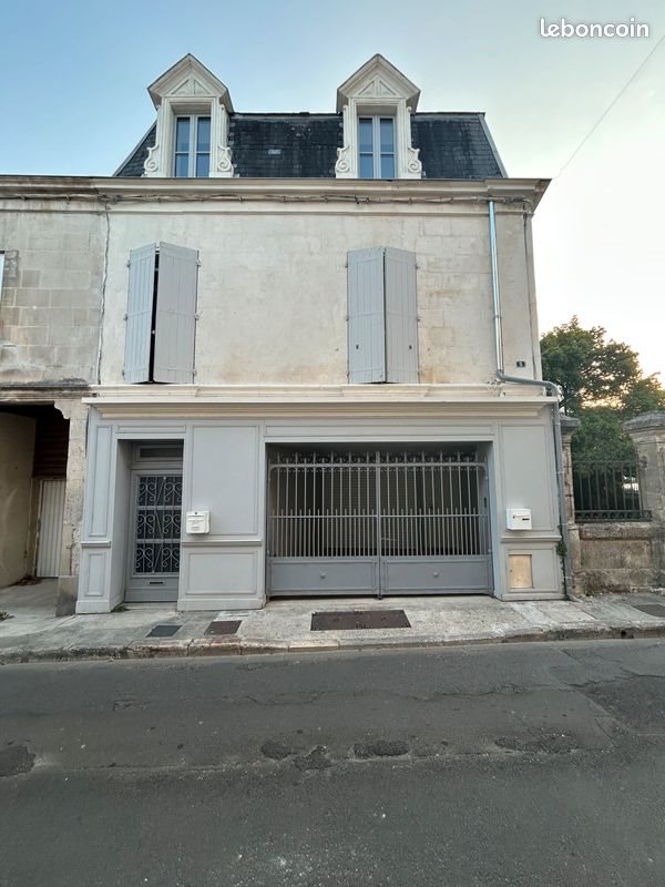 Maison à vendre, 180m², Barbezieux-Saint-Hilaire