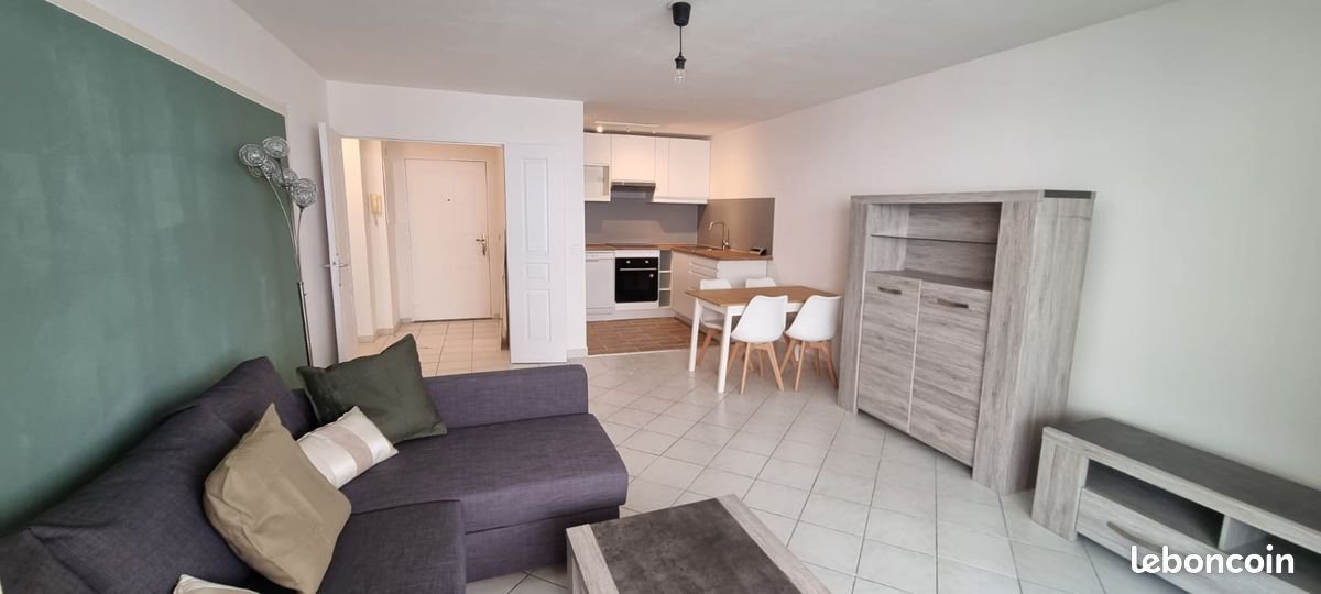 Appartement à louer, 48m², Marseille 6ème