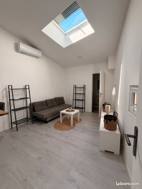 Appartement à louer, 24m², Marseille 16ème