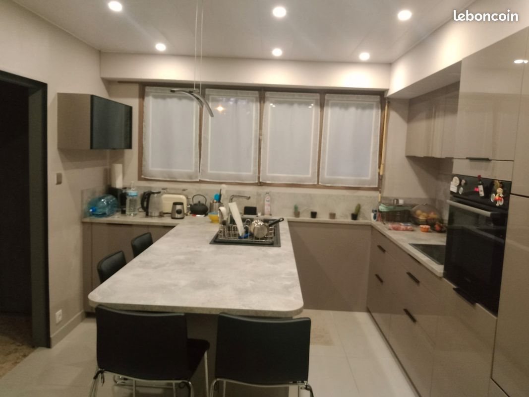 Appartement à vendre, 170m², Saint-Egrève