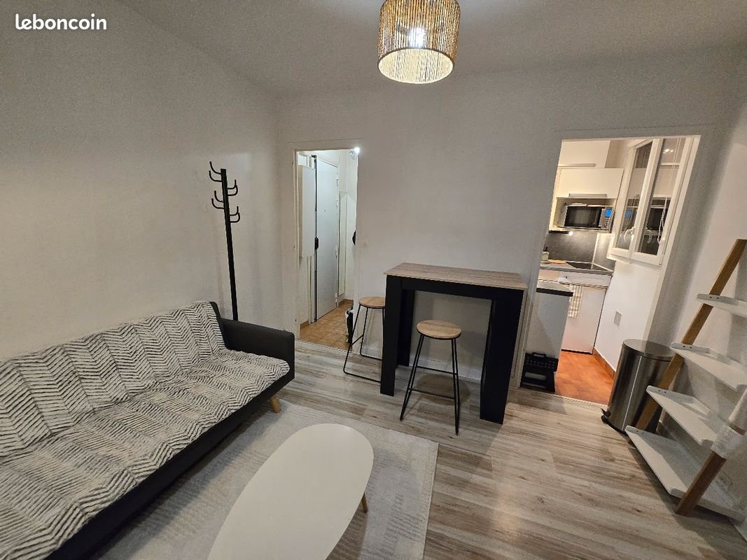 Appartement à louer, 24m², Paris 17ème