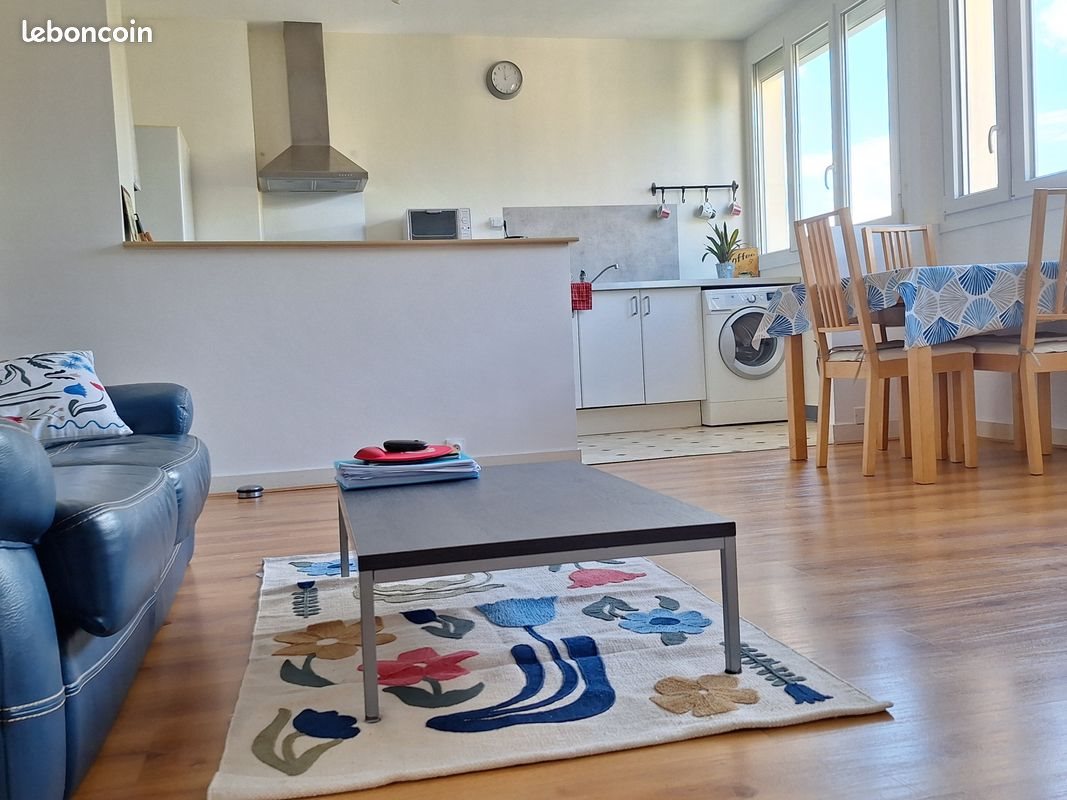 Appartement à louer, 69m², Lannion