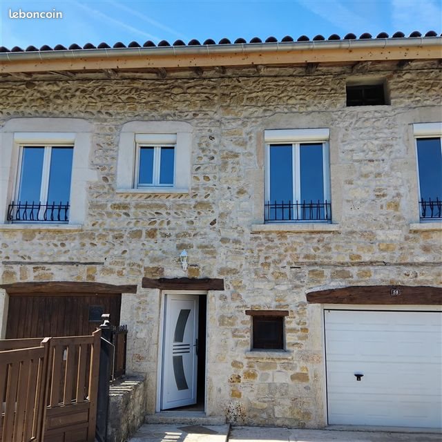 Maison à louer, 83m², Saint-Jean-le-Vieux