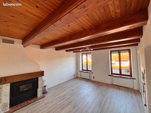 Maison à louer, 83m², Saint-Jean-le-Vieux