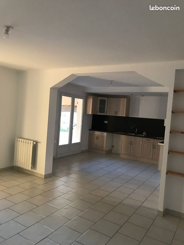 Maison à louer, 100m², Alès