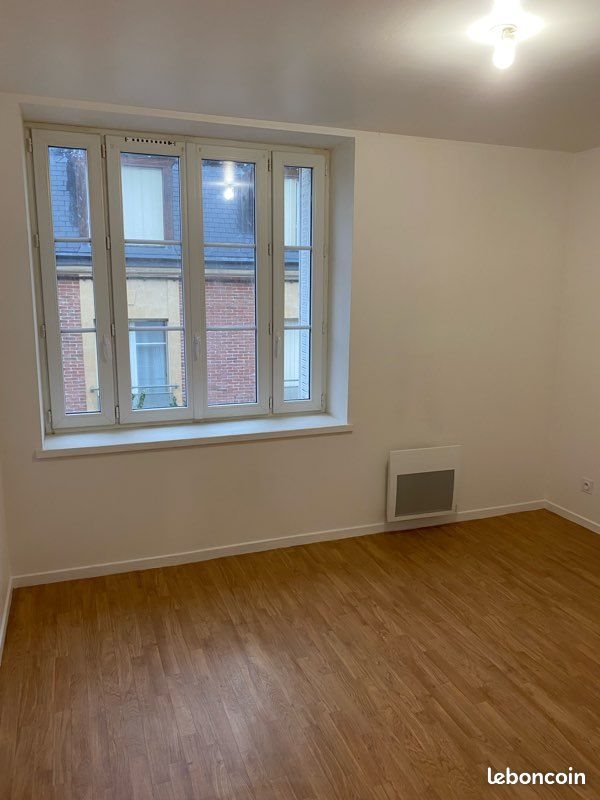 Appartement à louer, 29m², Charleville-Mézières