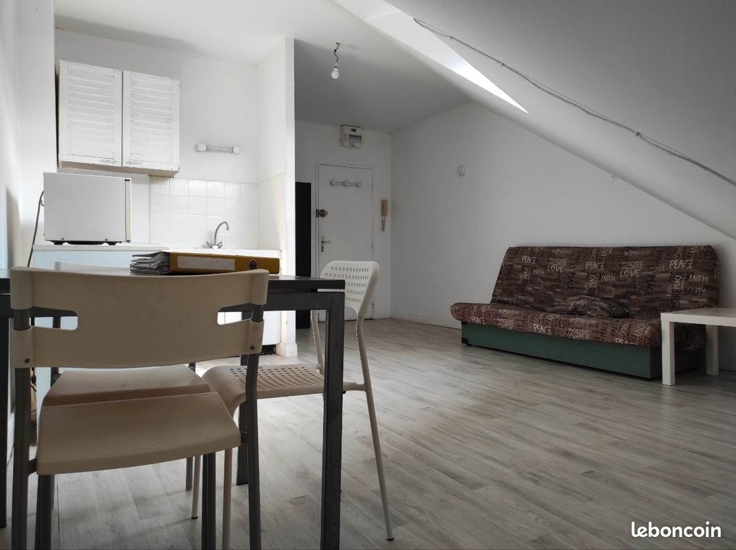 Appartement à louer, 22m², Charleville-Mézières