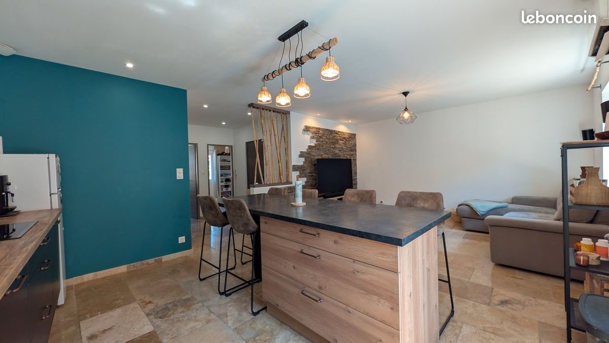Appartement à vendre, 64m², Simiane-Collongue