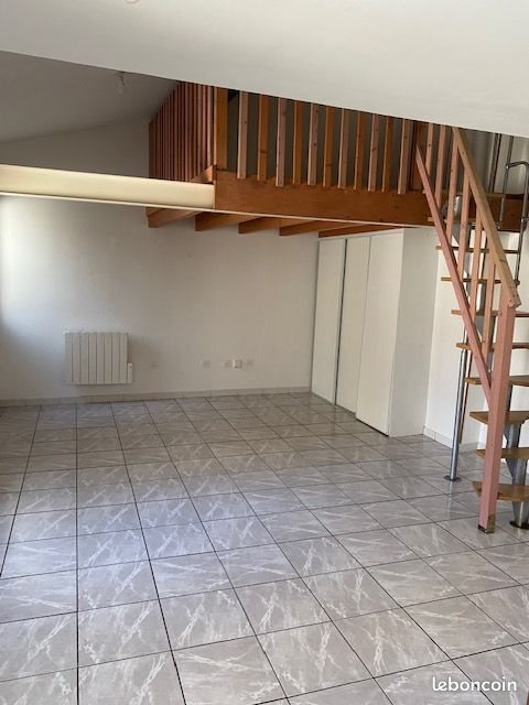Appartement à louer, 27m², Montauban