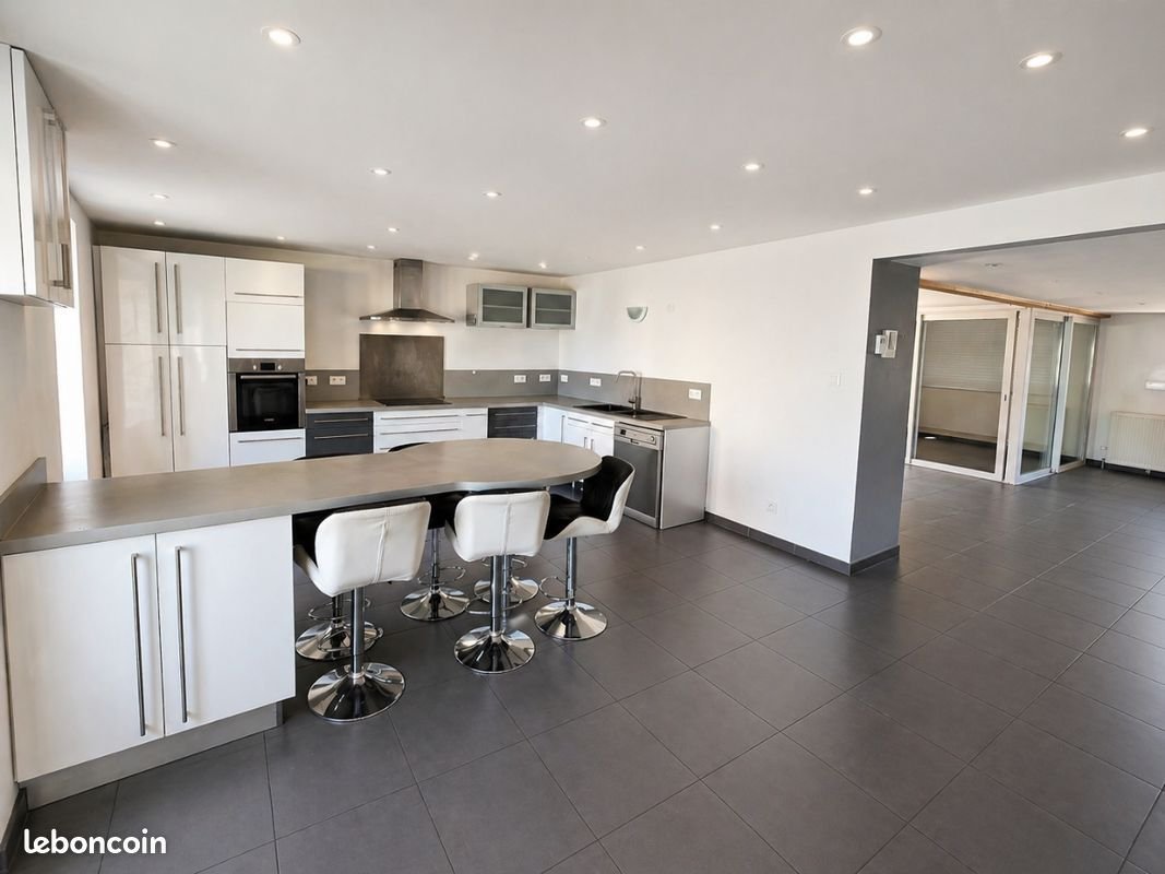 Maison à vendre, 155m², Eyzin-Pinet