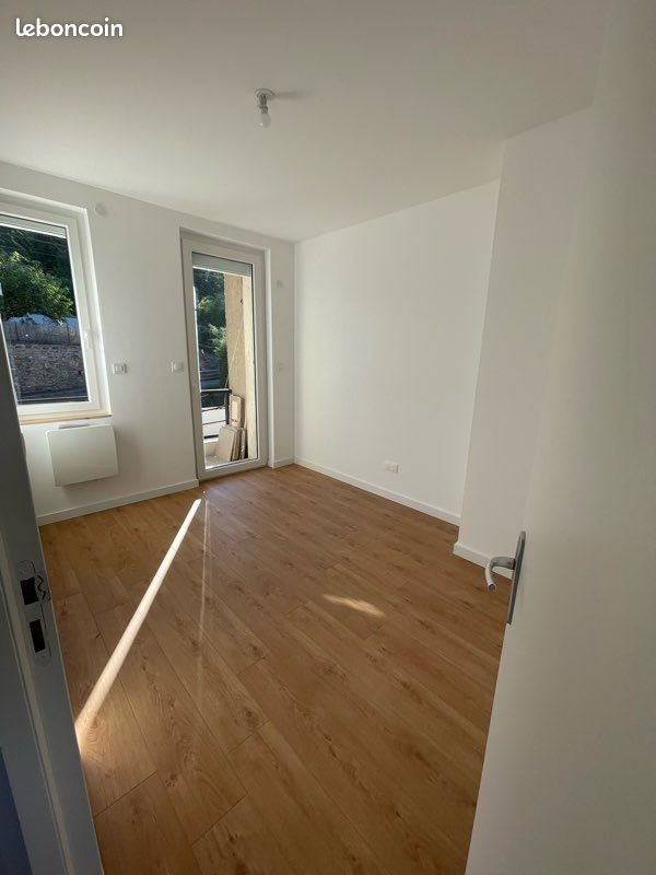 Maison à louer, 68m², Saint-Just-Saint-Rambert