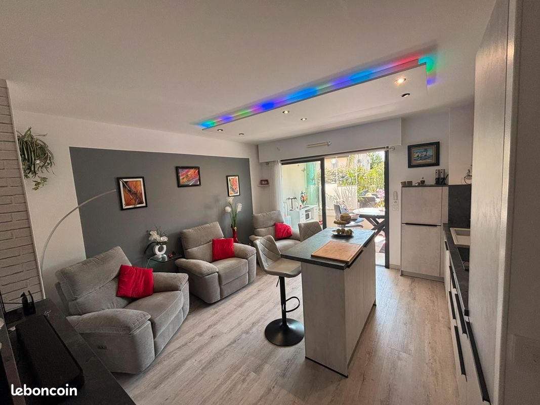 Appartement à vendre, 55m², Fréjus