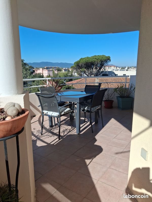 Appartement à vendre, 69m², Saint-Raphaël