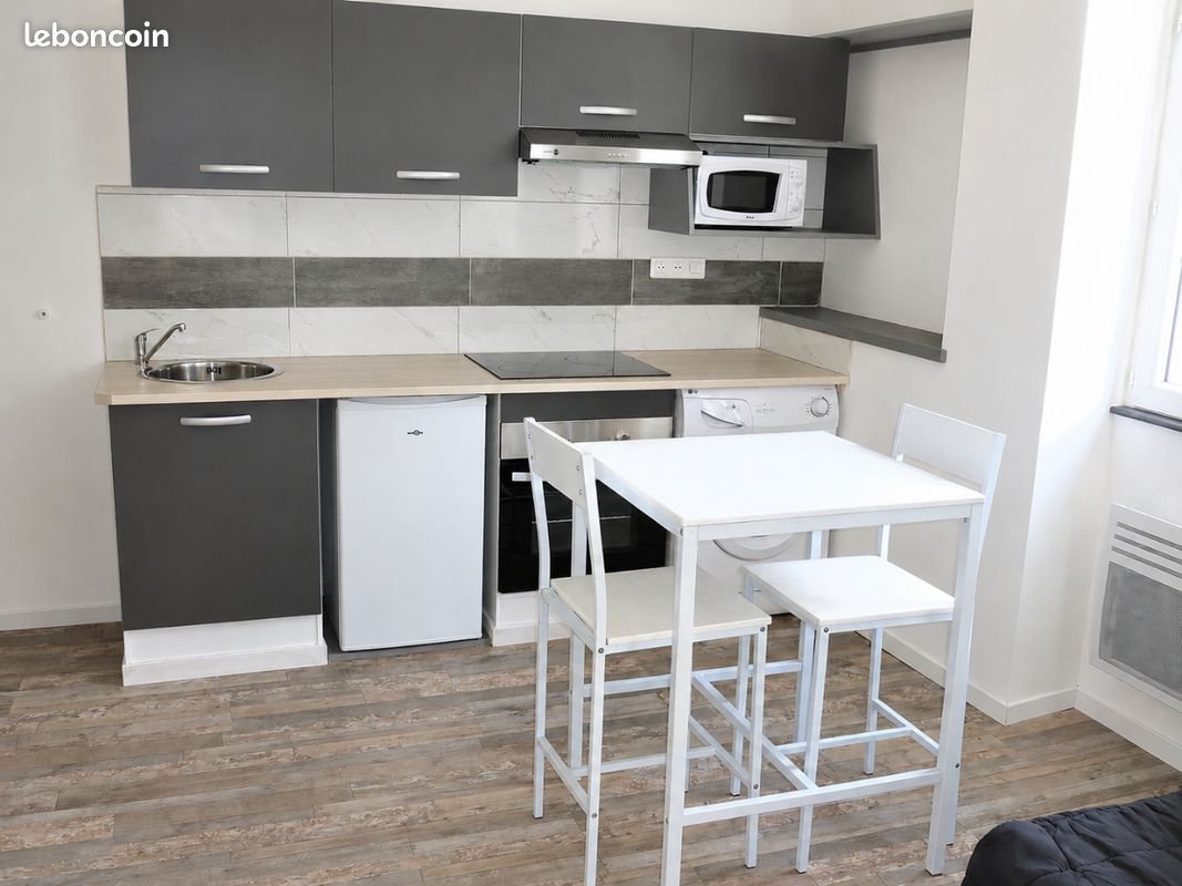 Appartement à louer, 19m², Pau