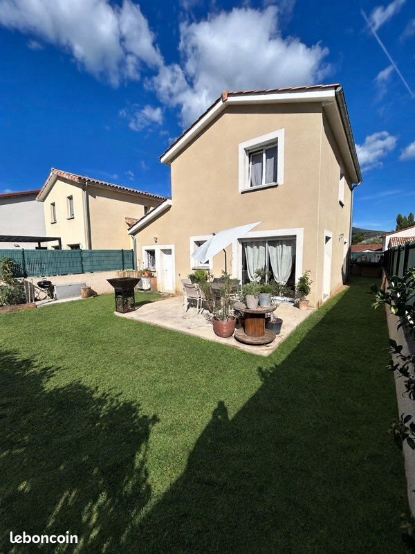 Maison à vendre, 80m², Maclas