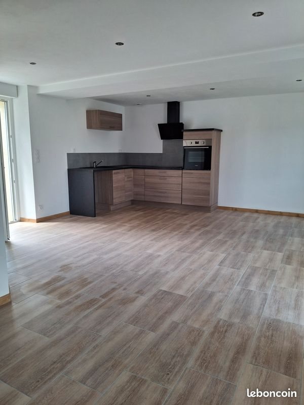Maison à louer, 41m², Marigné-Peuton
