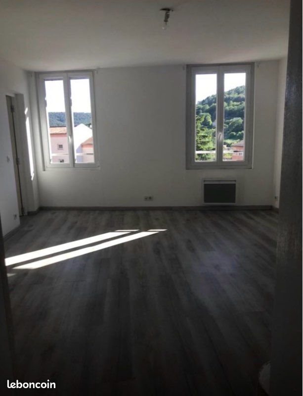 Appartement à louer, 55m², Salernes