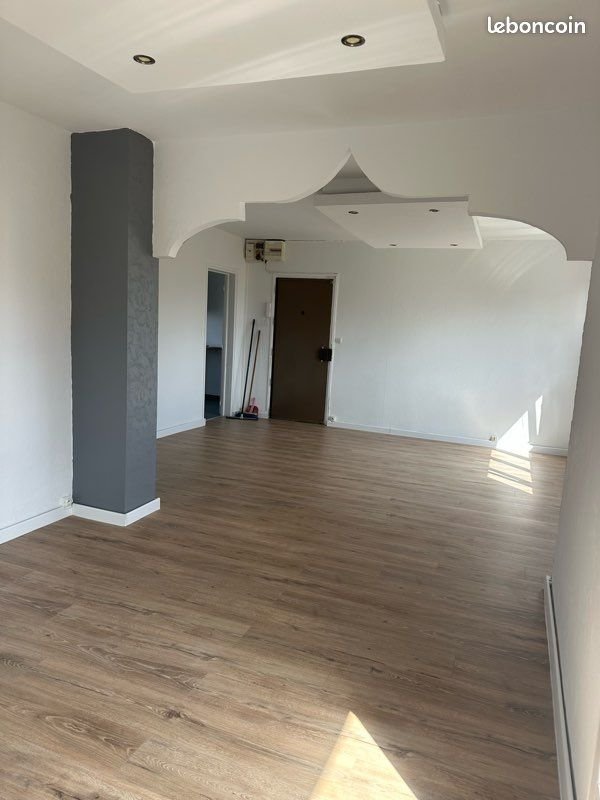 Appartement à louer, 90m², Maubeuge