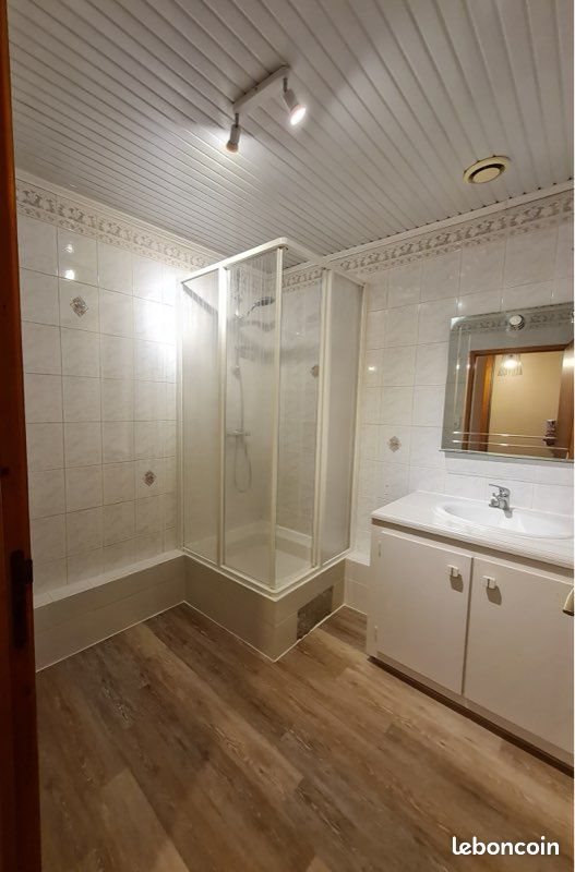 Appartement à louer, 60m², Langeac
