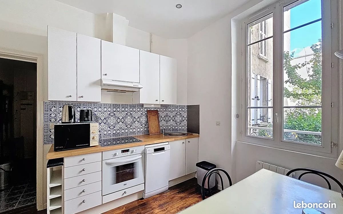 Appartement à louer, 26m², Suresnes