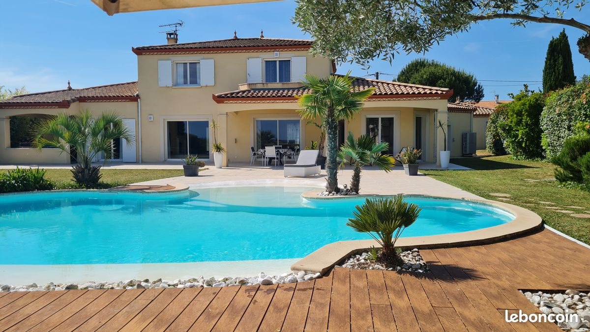 Maison à vendre, 191m², Clermont-le-Fort