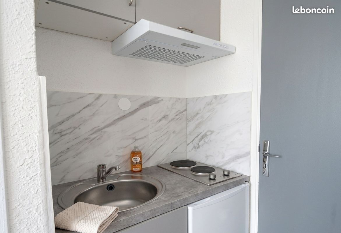 Appartement à louer, 24m², Nîmes