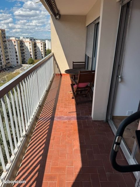 Appartement à vendre, 75m², Bron
