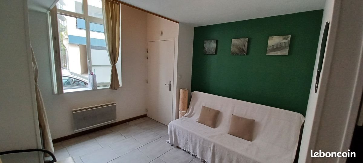 Appartement à louer, 19m², Pau