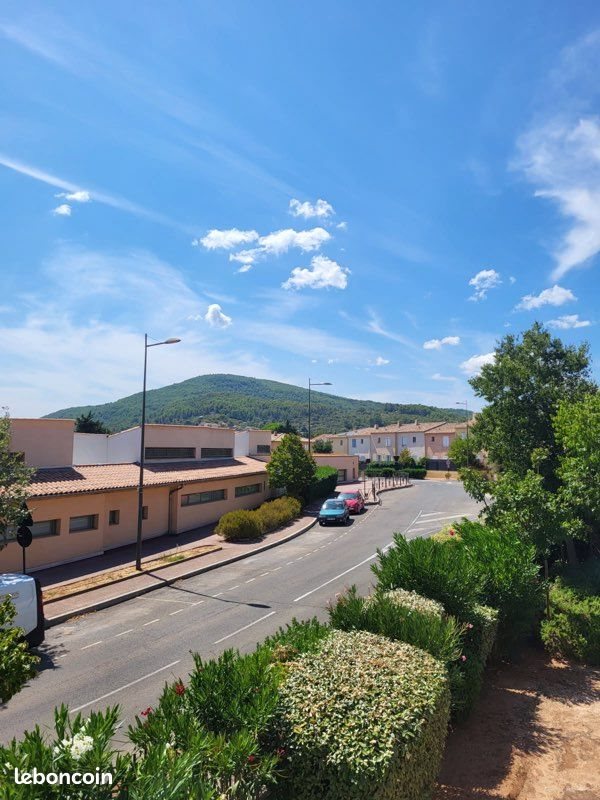 Appartement à louer, 60m², Cuers