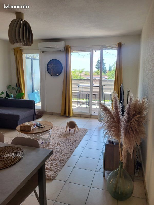 Appartement à louer, 60m², Cuers