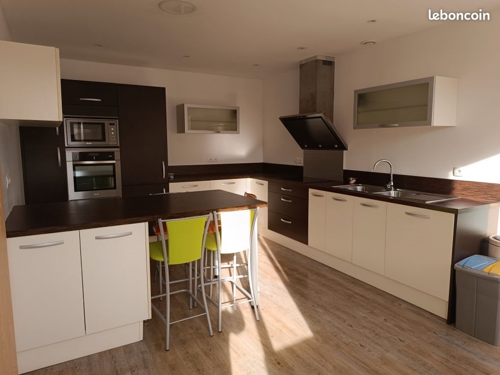 Maison à louer, 130m², Cattenières