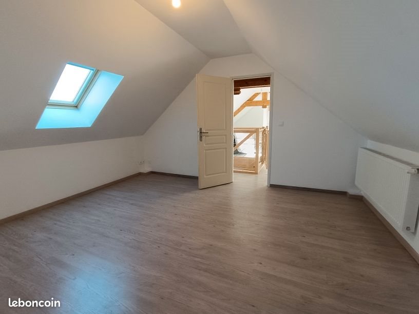 Maison à louer, 130m², Cattenières