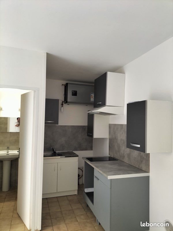 Appartement à louer, 21m², Orange