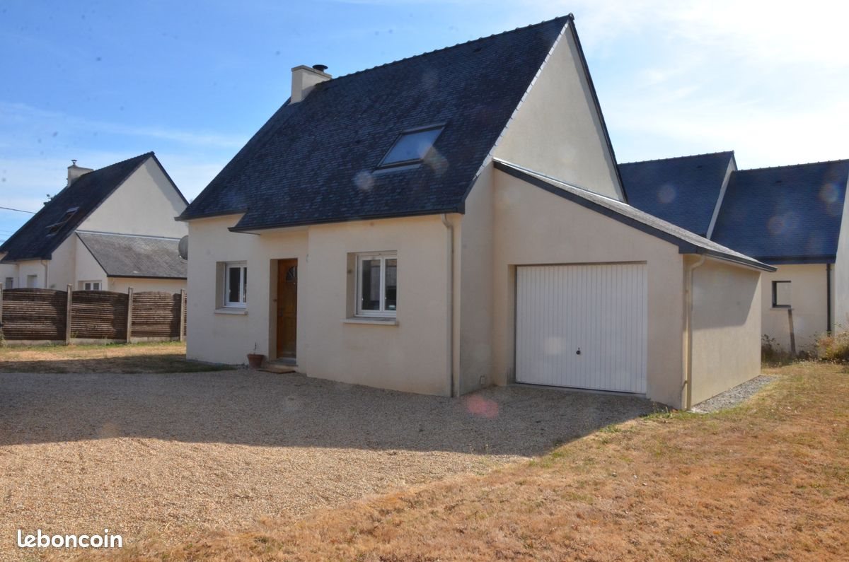 Maison à louer, 93m², Ploemel