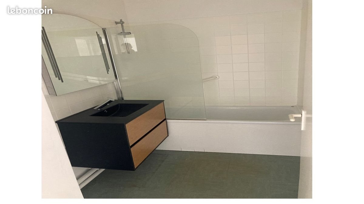 Appartement à louer, 74m², Lille