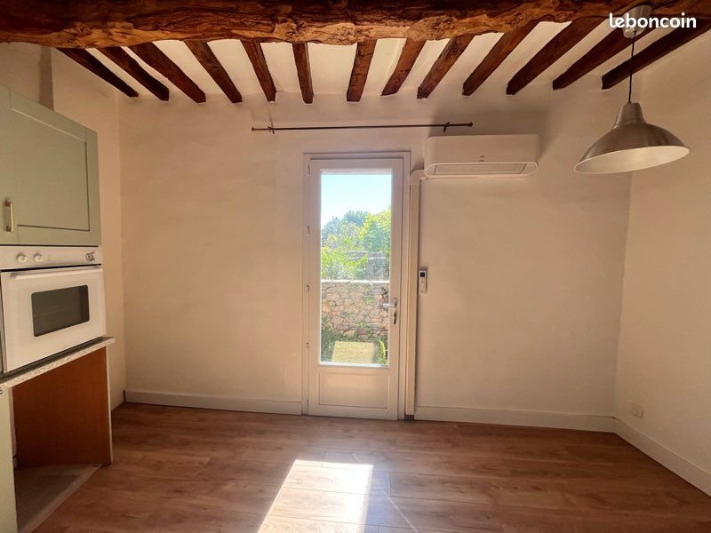 Maison à louer, 110m², Ceyras