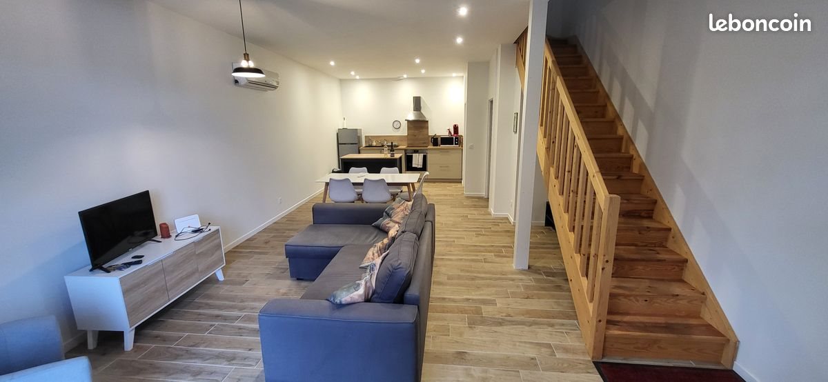 Appartement à louer, 90m², Landiras
