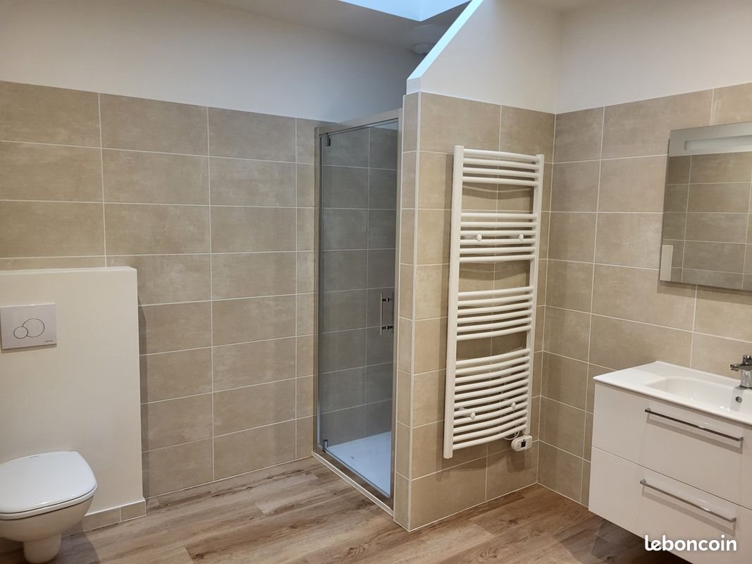 Appartement à louer, 90m², Landiras