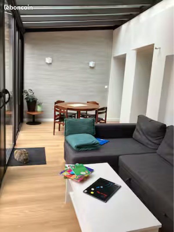 Maison à louer, 138m², Saint-Genis-les-Ollières