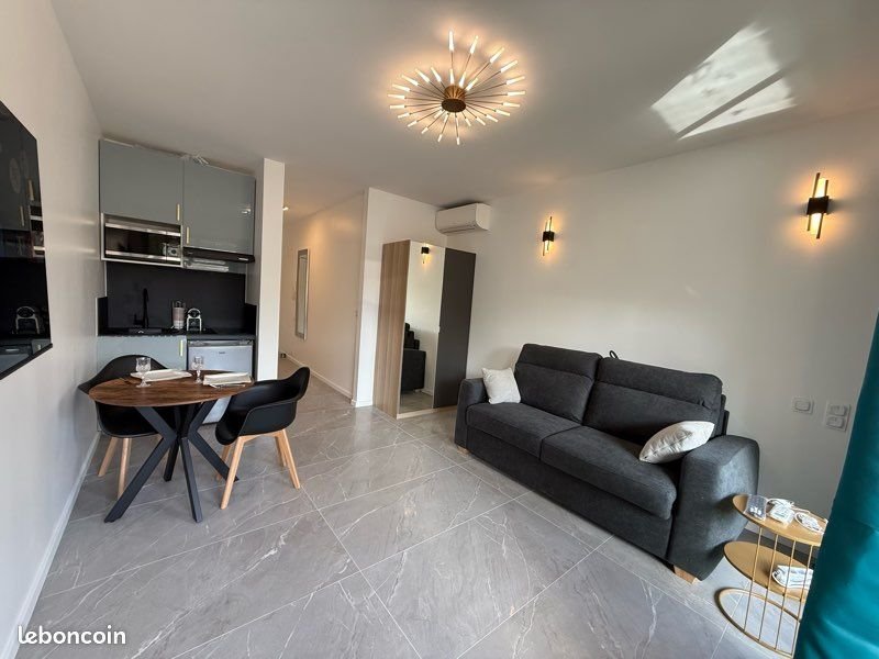 Appartement à louer, 23m², Cannes
