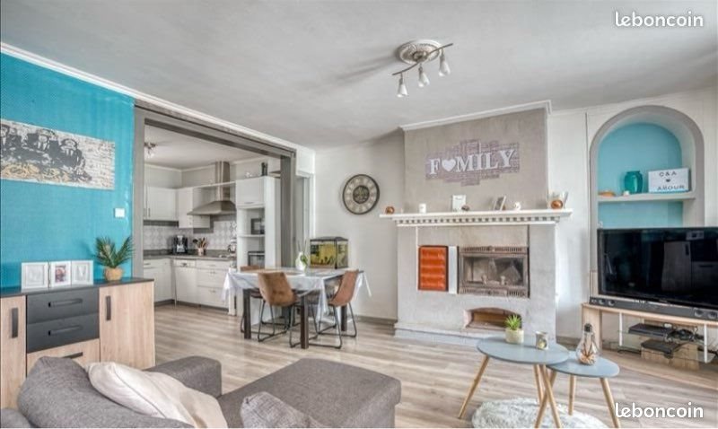 Maison à vendre, 140m², Tombeboeuf