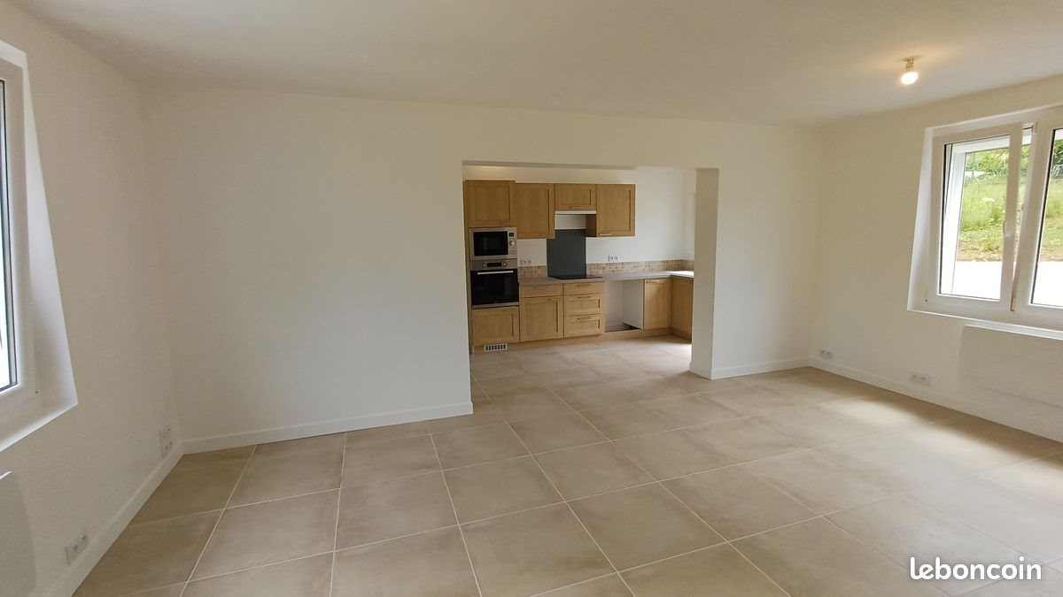 Maison à louer, 91m², Aiglemont