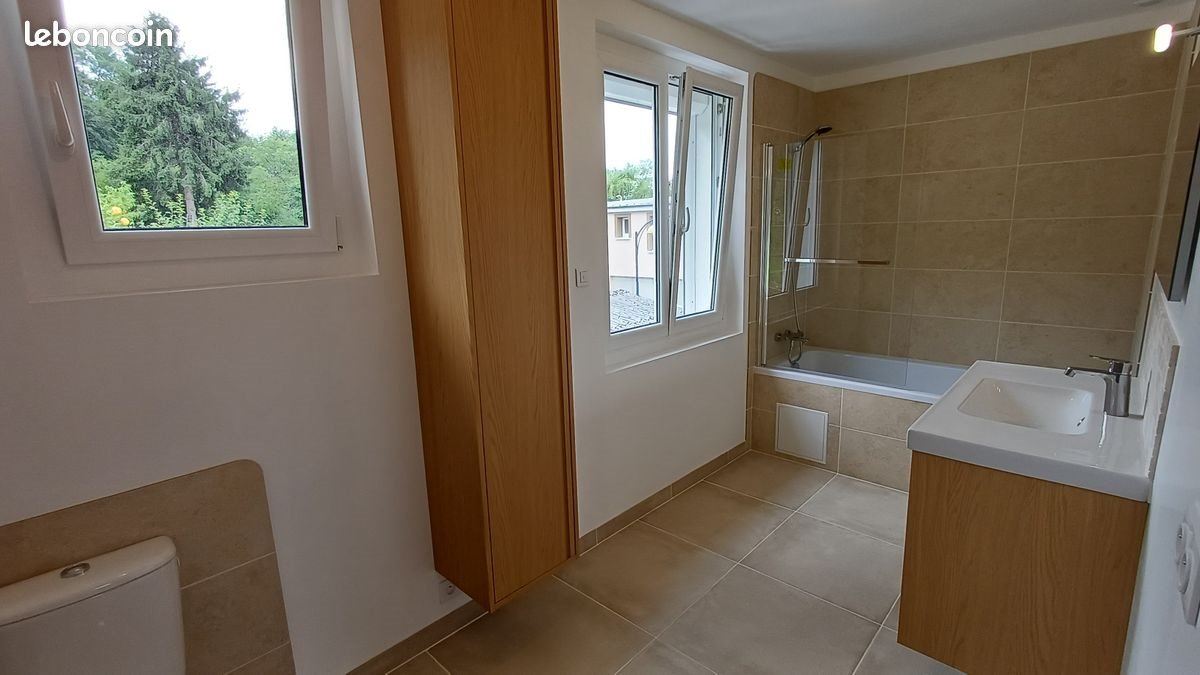 Maison à louer, 91m², Aiglemont