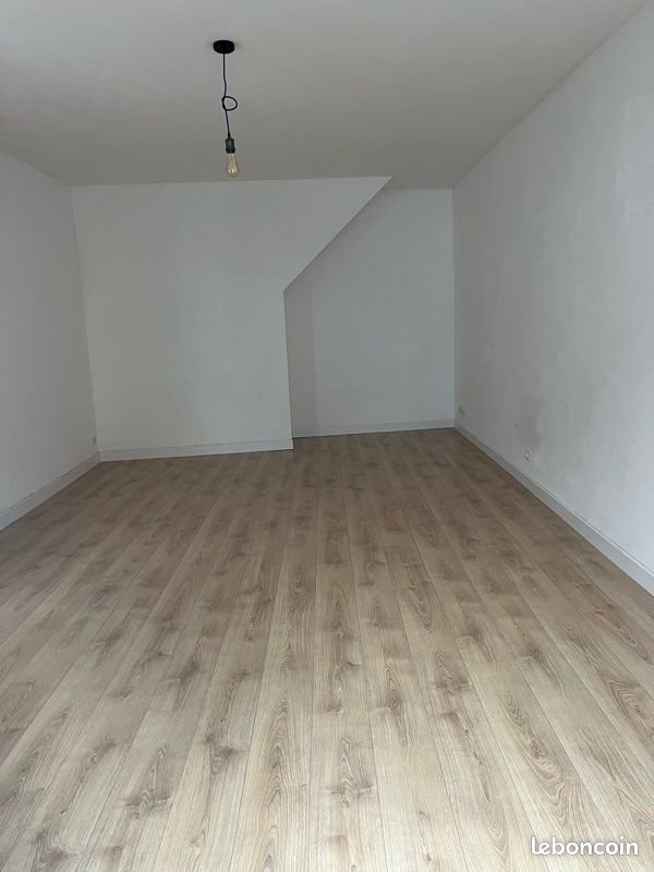 Appartement à louer, 113m², La Châtaigneraie