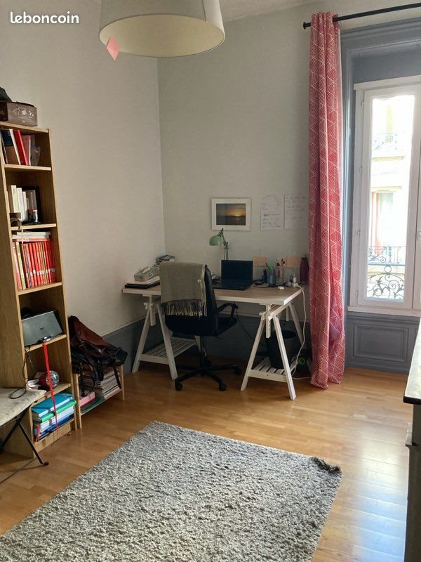 Appartement à louer, 38m², Saint-Etienne