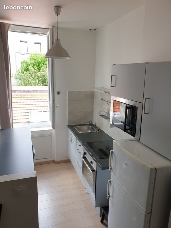 Appartement à louer, 25m², Saint-Étienne