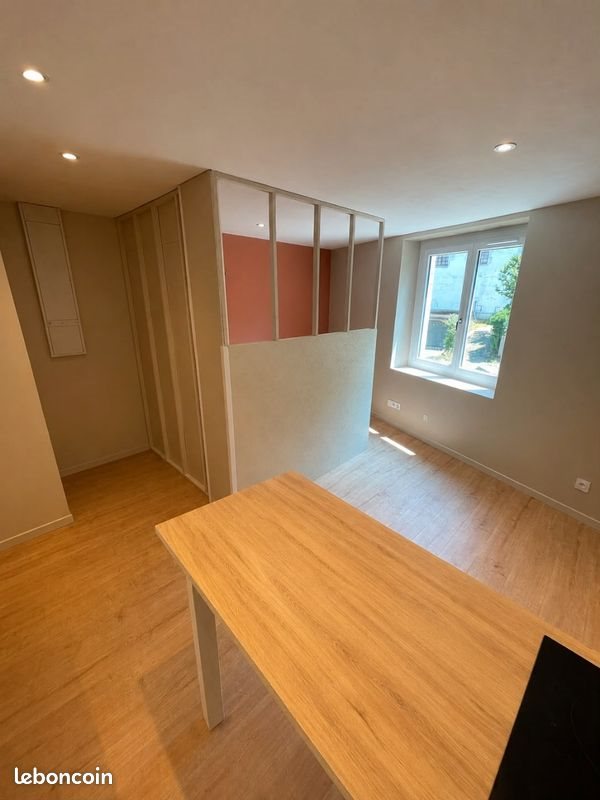 Appartement à louer, 25m², Poligny