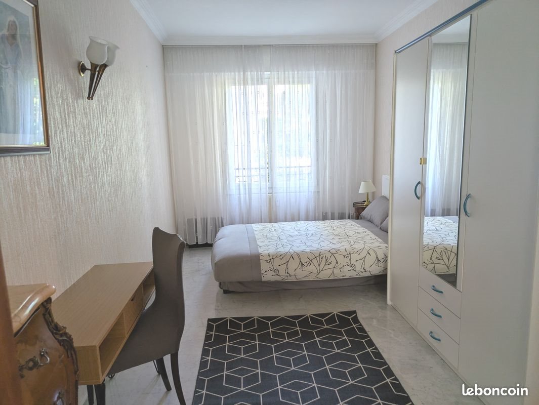 Appartement à louer, 70m², Nîmes