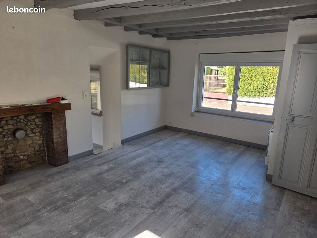 Maison à louer, 56m², Saint-Benin-d'Azy